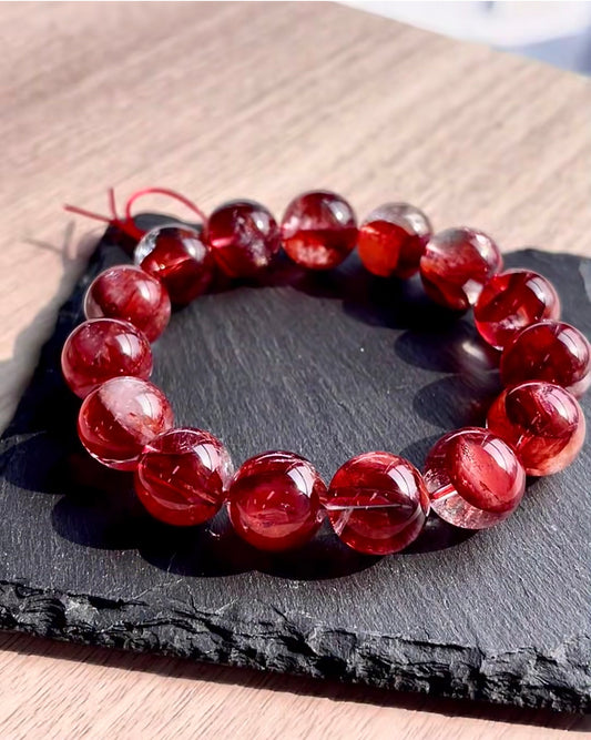 Crackled Red Crystal Wenwan